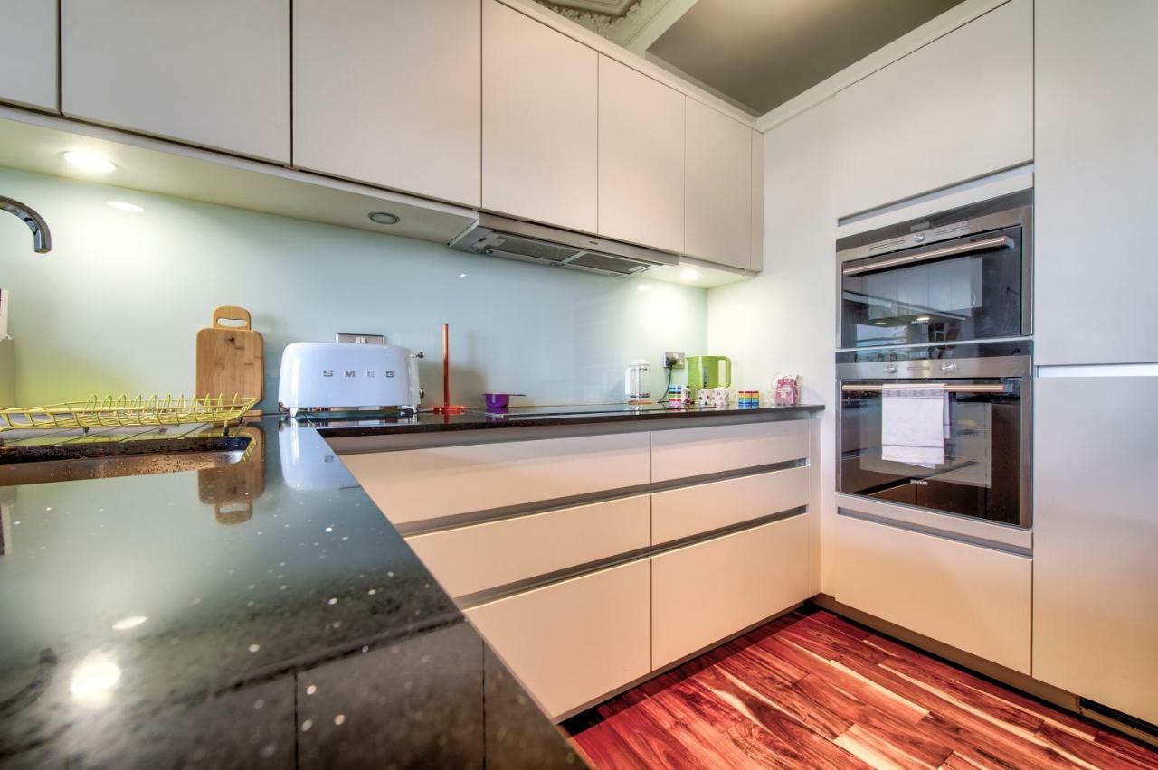 Modern Flat With Fantastic Views Apartman EDI Kültér fotó